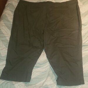 St. John's Bay Secretly Slender Mid-rise Capri in Women's Plus Size 22W